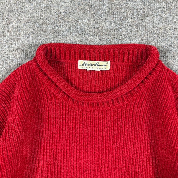 Red sweater - Picture 3 of 6
